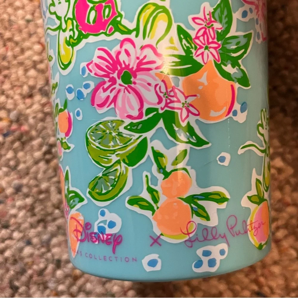 🆕 Lilly Pulitzer Lilly Loves Disney Tumbler Limited Edition